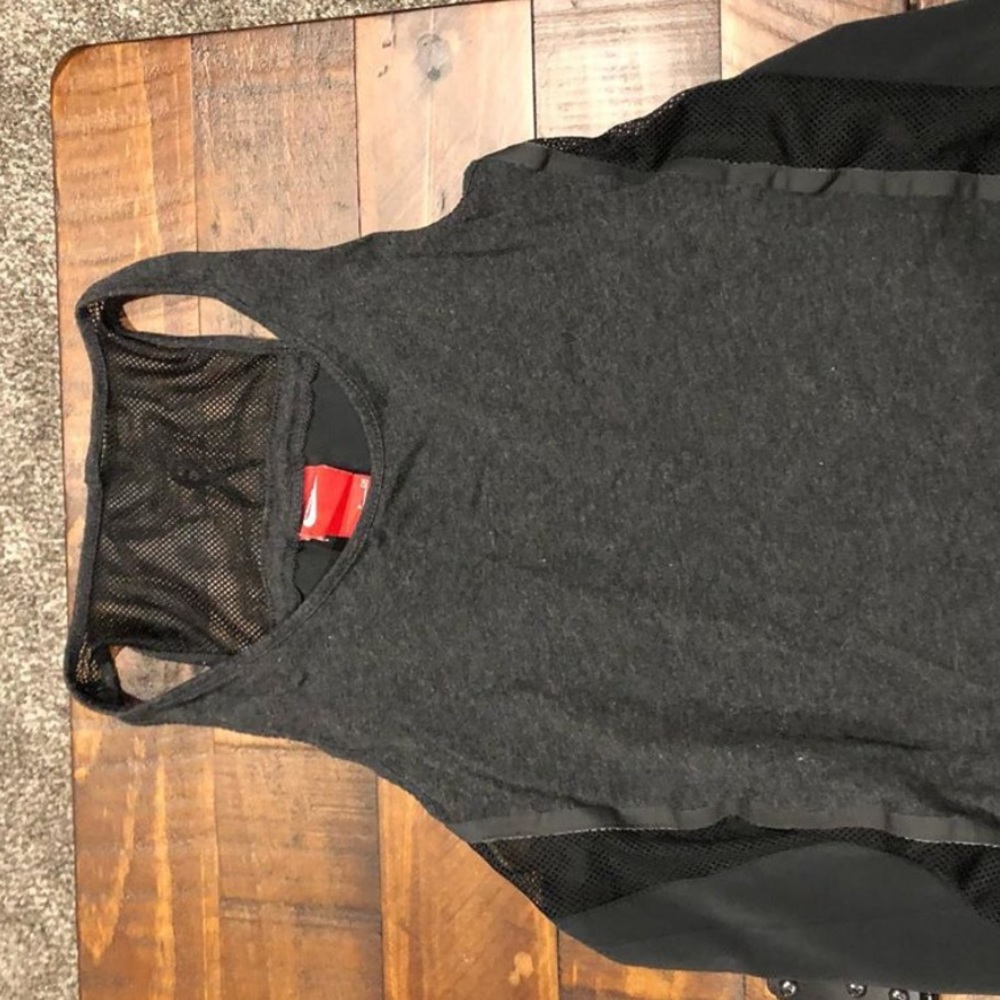 nike tank top